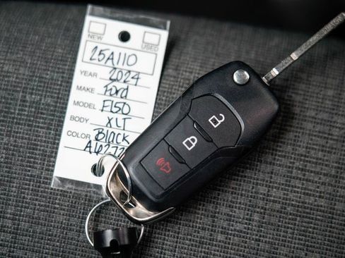 Used 2024 Ford F150 XLT w/ Mobile Office Package image 26