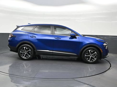 Used 2023 Kia Sportage EX FWD image 7