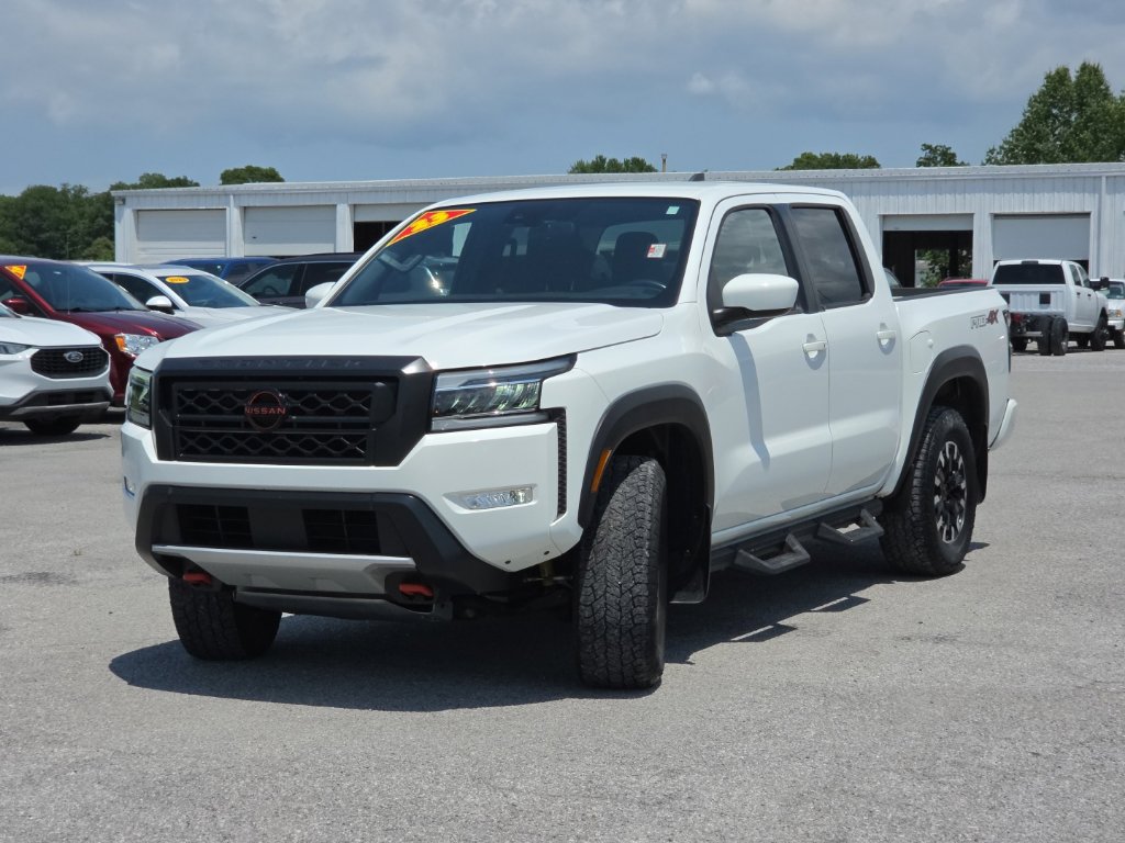 Used 2023 Nissan Frontier PRO-4X w/ Tow Package AWD/4WD image 3