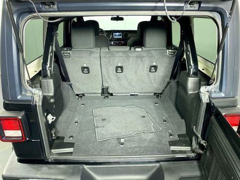 Used 2021 Jeep Wrangler Unlimited Willys image 34