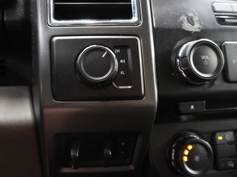 Used 2018 Ford F250 XLT AWD/4WD image 45