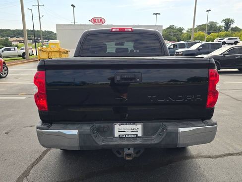 Used 2016 Toyota Tundra SR5 w/ TRD Off Road Package AWD/4WD image 4