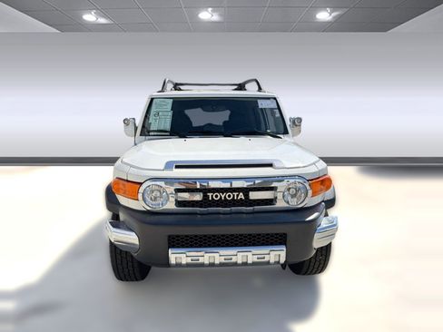 Used 2014 Toyota FJ Cruiser 4WD w/ Upgrade Package image 26