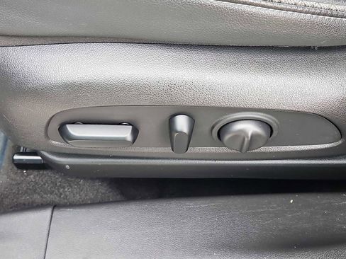 Used 2020 Buick Encore GX Essence w/ Experience Buick Package image 26