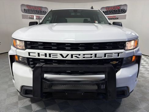 Used 2020 Chevrolet Silverado 1500 Custom w/ Custom Value Package image 8