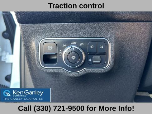 Used 2020 Mercedes-Benz GLB 250 4MATIC image 29