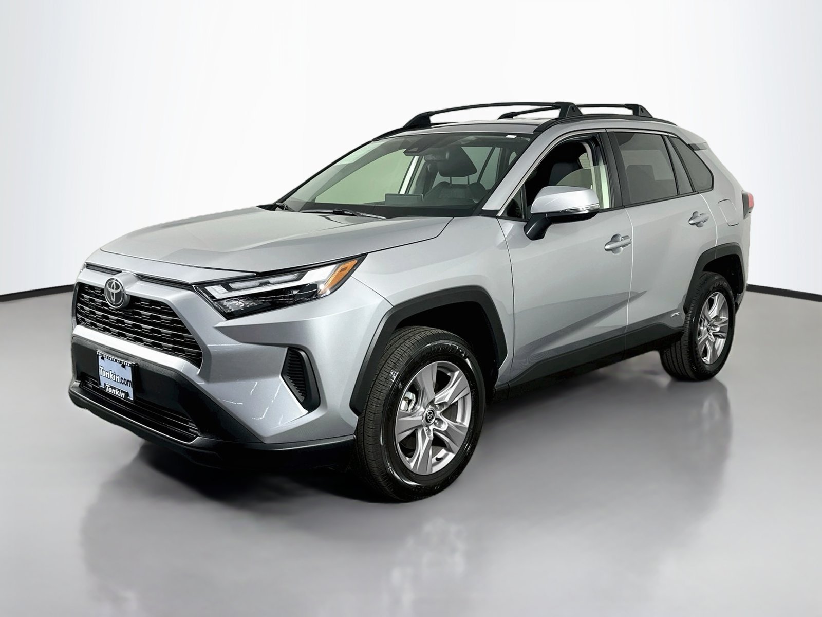 Certified 2025 Toyota RAV4 XLE AWD/4WD image 3