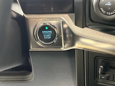 Used 2023 Ford F150 Raptor w/ Raptor 37 Performance Package AWD/4WD image 22