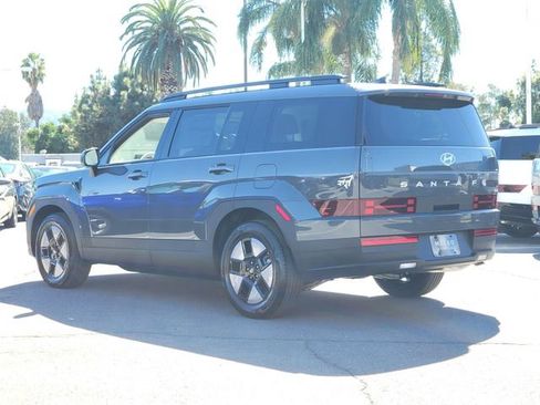 New 2026 Hyundai Santa Fe SEL FWD image 2