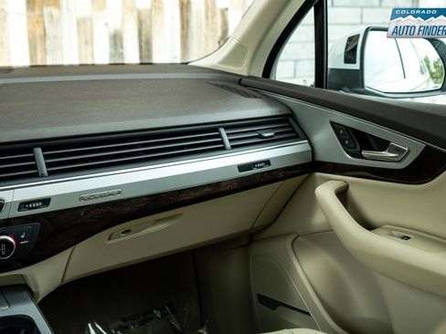 Used 2019 Audi Q7 2.0T Premium Plus w/ Premium Plus Package image 23