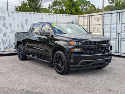 Used 2021 Chevrolet Silverado 1500 Custom w/ Rally Edition RWD image 3