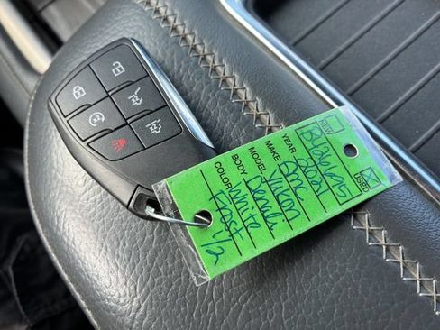 Used 2021 GMC Yukon Denali AWD/4WD image 21