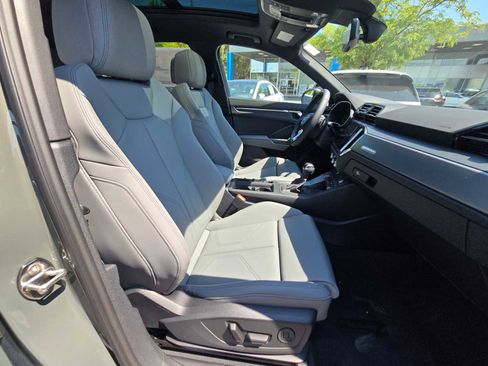 New 2025 Audi Q3 2.0T Premium image 11