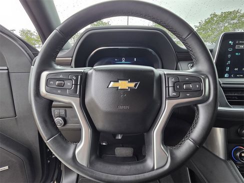 Used 2024 Chevrolet Suburban LT image 22