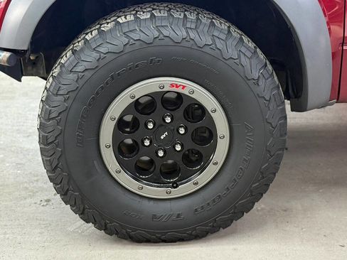 Used 2014 Ford F150 Raptor w/ Equipment Group 801A Luxury image 16