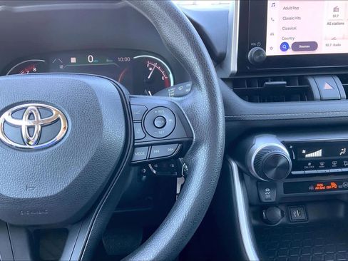 Used 2024 Toyota RAV4 LE image 24