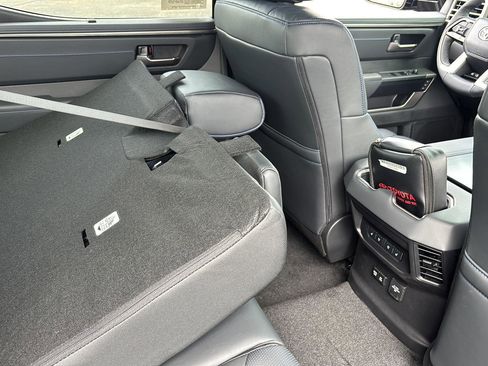 New 2026 Toyota Tundra Platinum AWD/4WD image 18