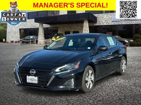 Used 2025 Nissan Altima 2.5 S FWD image 2