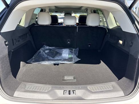 New 2026 Lincoln Nautilus Premier w/ Equipment Group 102A AWD/4WD image 11