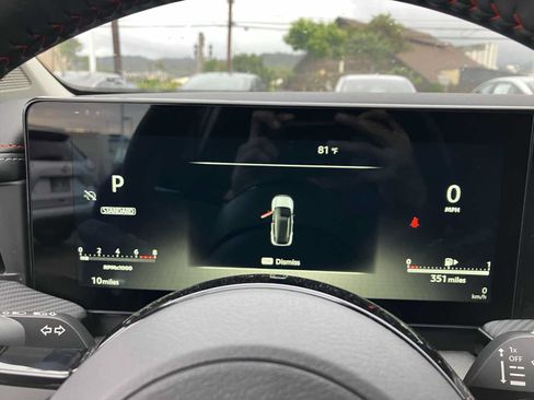 New 2026 Nissan Kicks SR FWD image 7