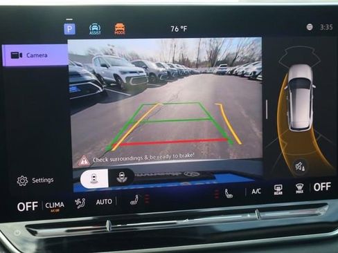 New 2026 Volkswagen Tiguan SE AWD/4WD image 16