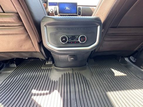 Used 2025 Ford Expedition King Ranch AWD/4WD image 31