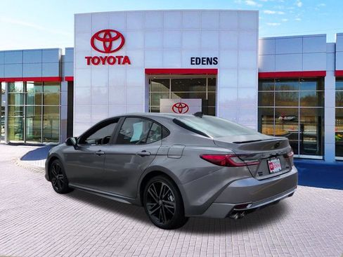 Used 2026 Toyota Camry XSE AWD/4WD image 5