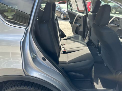 Used 2012 Toyota RAV4 4WD image 10