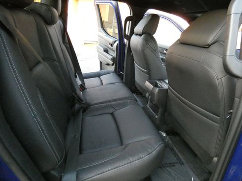 Used 2025 Toyota Tacoma TRD Off-Road w/ TRD Off Road Upgrade Package image 36