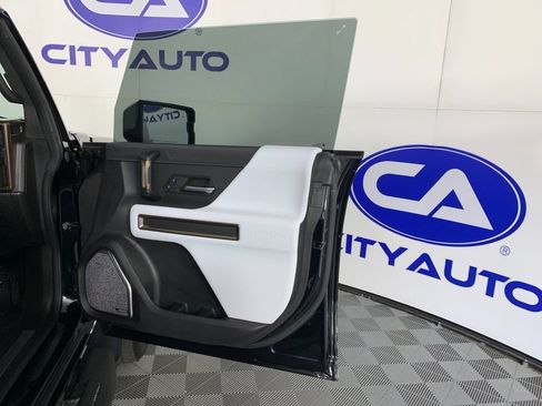 Used 2025 GMC Hummer EV 2X AWD/4WD image 39
