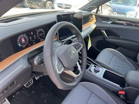 New 2026 Volkswagen Tiguan SEL R-Line image 13