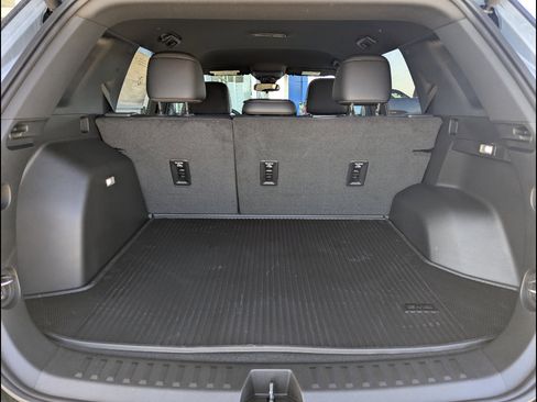 New 2026 GMC Terrain AT4 w/ LPO, Floor Liner Package image 15