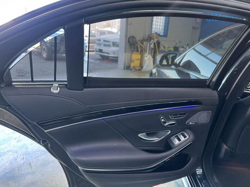 Used 2019 Mercedes-Benz S 560 4MATIC Sedan image 32