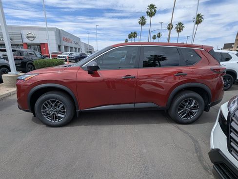 New 2026 Nissan Rogue S FWD image 4