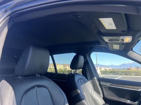 Used 2021 BMW X1 sDrive28i w/ Convenience Package image 11