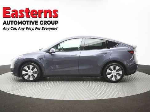 Used 2021 Tesla Model Y Long Range AWD/4WD image 55