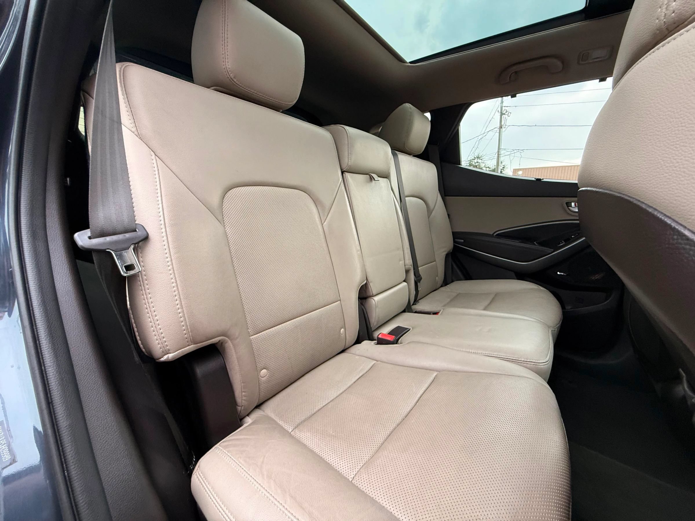Used 2018 Hyundai Santa Fe Sport w/ 2.4L Tech Package 04 FWD image 17