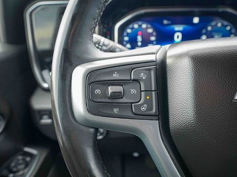 Used 2024 Chevrolet Silverado 1500 LT AWD/4WD image 33