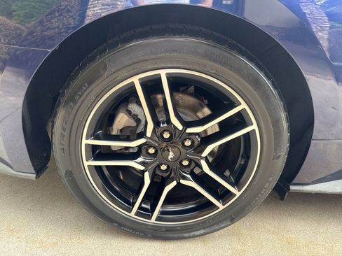 Used 2020 Ford Mustang Premium RWD image 24