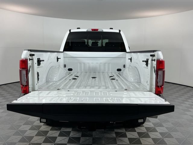 Used 2022 Ford F350 Platinum AWD/4WD image 7