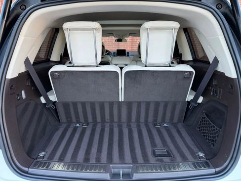 Used 2018 Mercedes-Benz GLS 550 4MATIC image 19