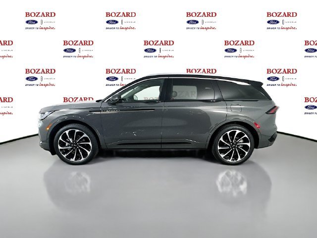 Used 2025 Lincoln Nautilus Black Label AWD/4WD image 5