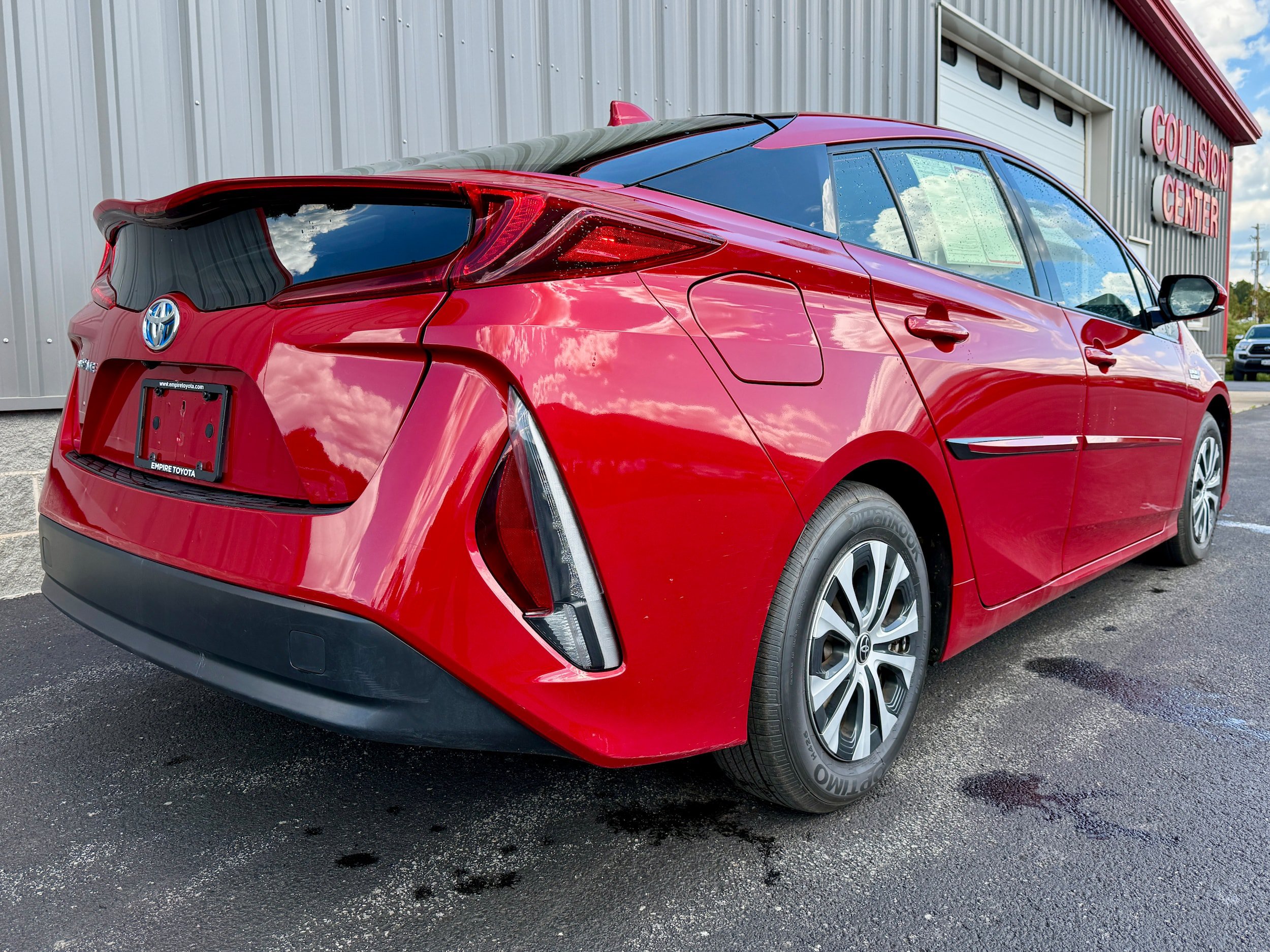 Certified 2020 Toyota Prius Prime LE w/ Carpet Mat Package FWD image 26
