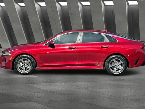 Used 2023 Kia K5 LXS image 7