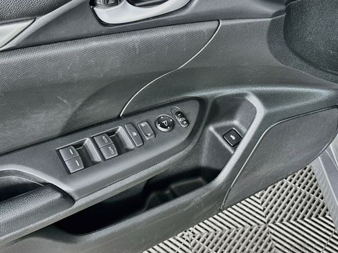 Used 2020 Honda Civic Sport image 15