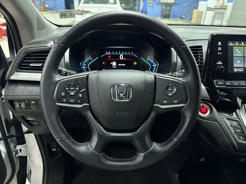 Used 2023 Honda Odyssey EX-L image 19