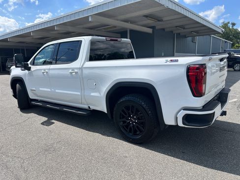 Used 2024 GMC Sierra 1500 Elevation w/ X31 Off-Road Package AWD/4WD image 7