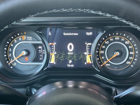 New 2025 Jeep Gladiator Rubicon image 23