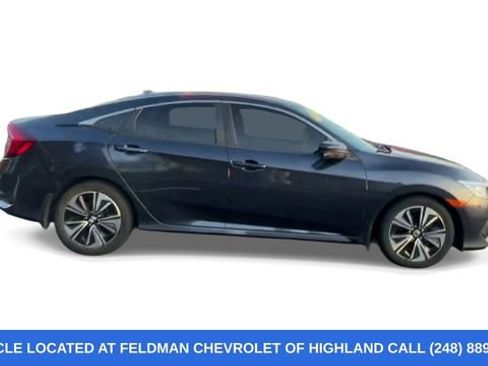 Used 2017 Honda Civic EX-T image 10