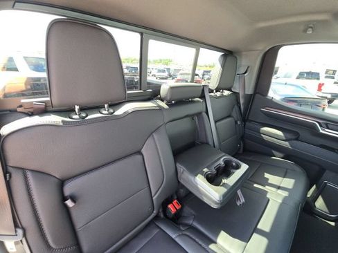Used 2026 GMC Sierra 1500 Denali w/ Technology Package AWD/4WD image 16
